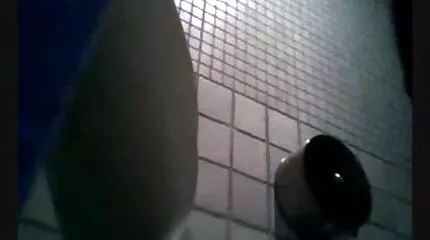 ក្មេងស្រី pussy មានរោមកាហ្សាក់ស្ថានចង់ផ្អៀង